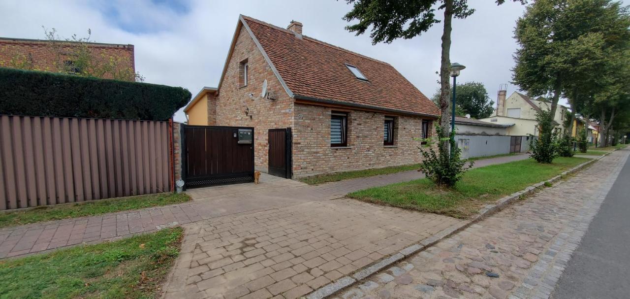 Haus Oderbruch Villa Neulewin Kültér fotó